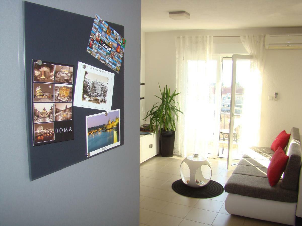Kike Red Appartement Kaštela Buitenkant foto