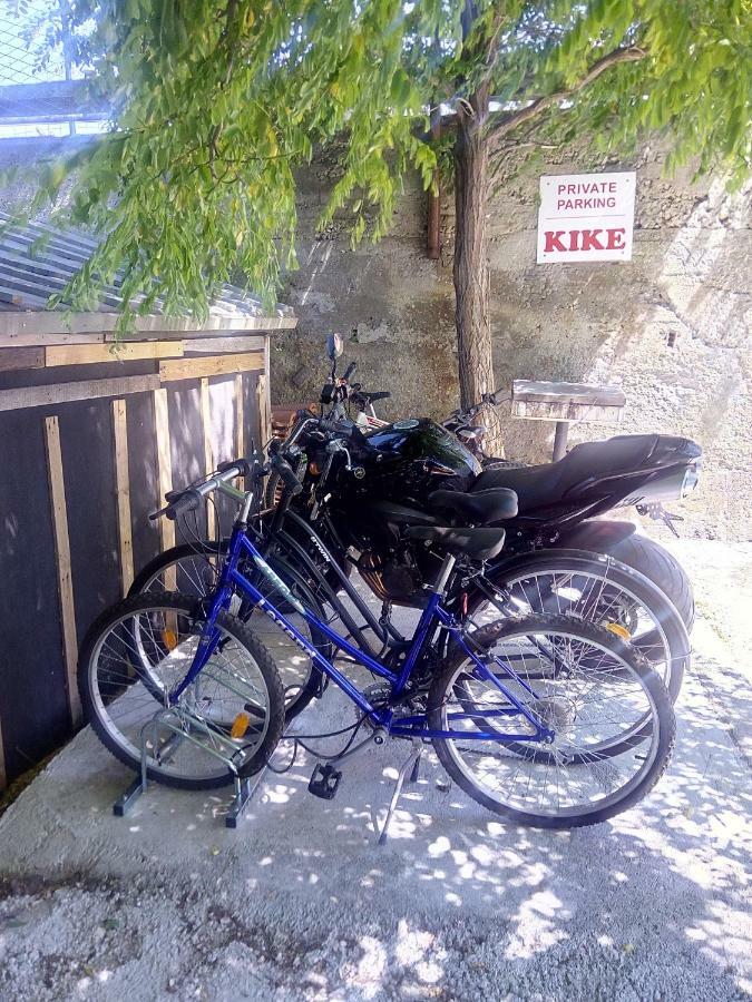 Kike Red Appartement Kaštela Buitenkant foto